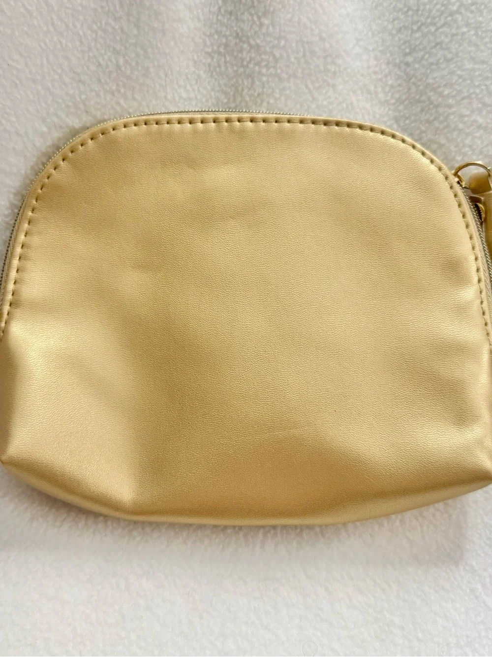 SeneGence Gold Cosmetic Pouch with Tassel and Lip Embossed, New Without Tags